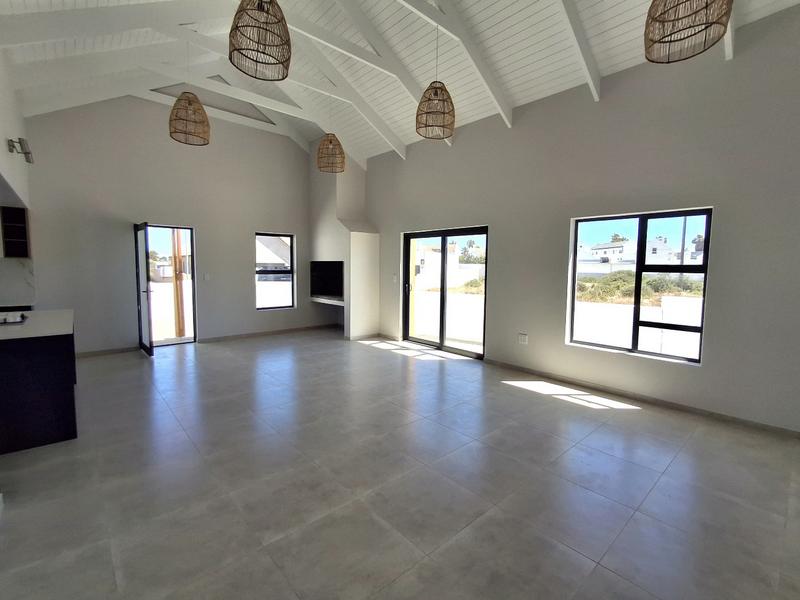 3 Bedroom Property for Sale in Britannia Bay Western Cape